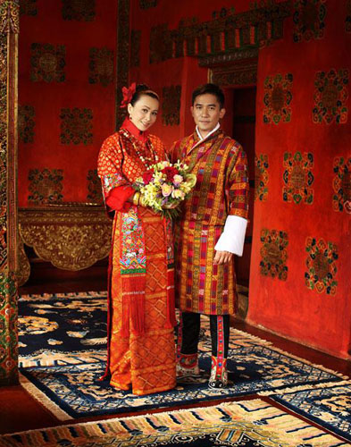 drukasia_061413_tony-leung-carina-lau-wedding-photo